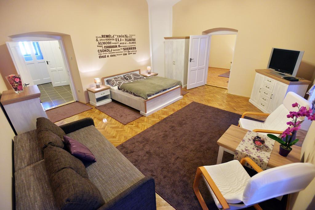 אגר Foter Apartman מראה חיצוני תמונה